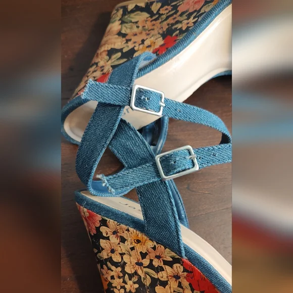 Jasmine denim floral wedges size 9 - Picture 6 of 11